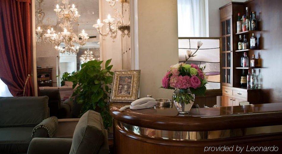 C-Hotels De Rose Palace Firenze Bagian luar foto