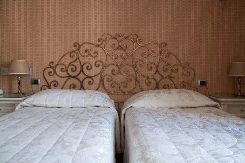 C-Hotels De Rose Palace Firenze Bagian luar foto