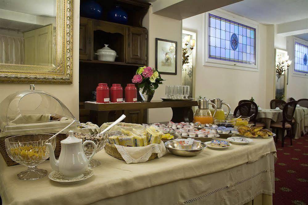 C-Hotels De Rose Palace Firenze Bagian luar foto