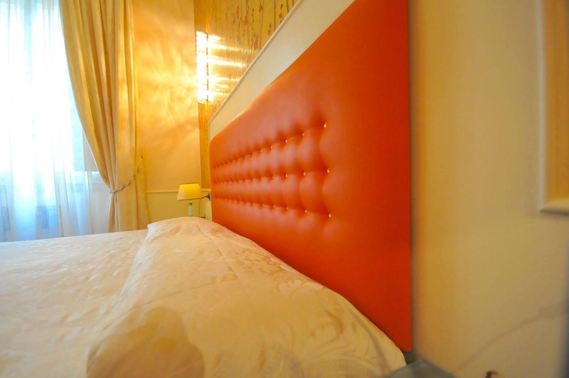 C-Hotels De Rose Palace Firenze Bagian luar foto
