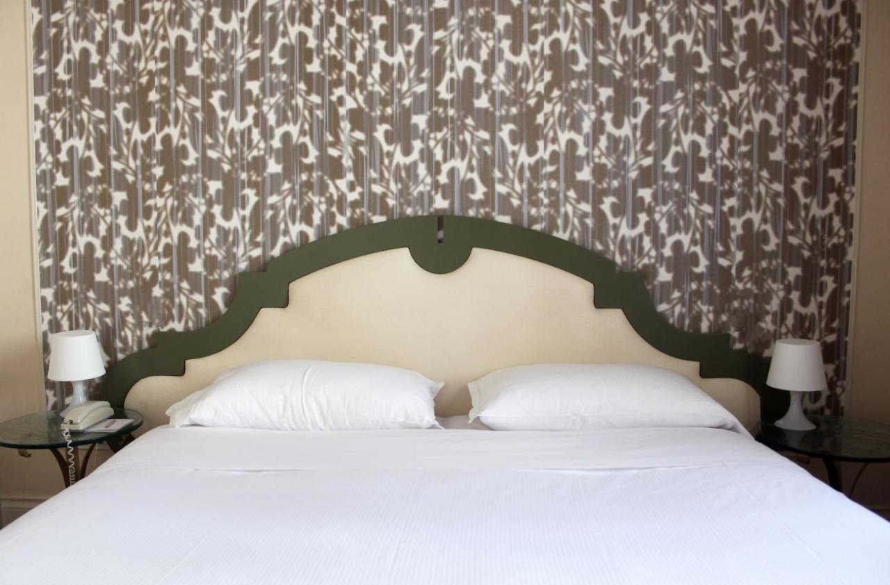 C-Hotels De Rose Palace Firenze Bagian luar foto